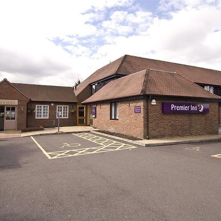 Premier Inn Aylesbury Esterno foto