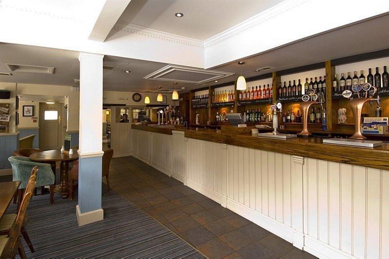 Premier Inn Aylesbury Esterno foto
